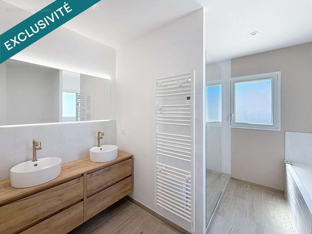 Maison 205 m² à Gueux  - photo 9