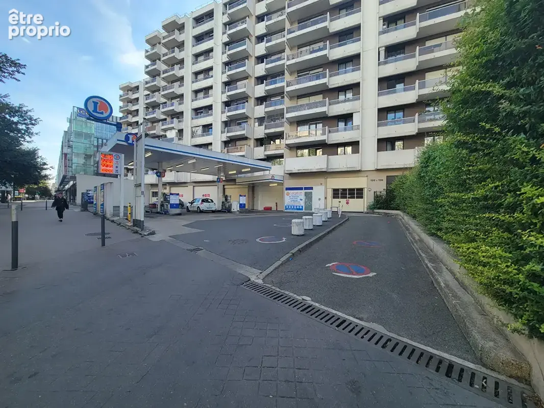 Parking à LE KREMLIN-BICETRE