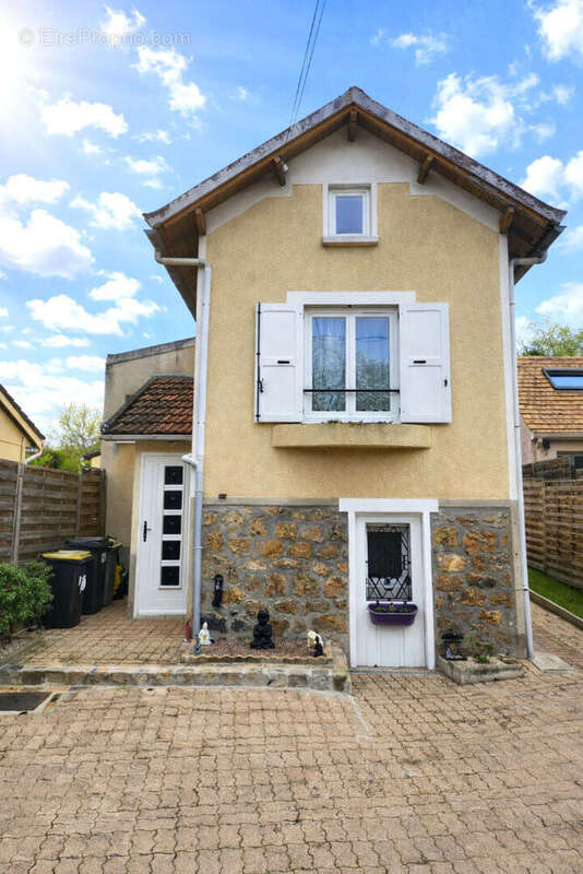 Maison à BREUILLET