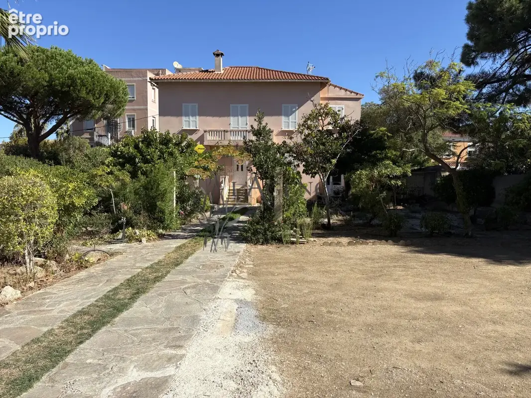 Maison de Maître   Île-Rousse   Rare à la vente - photo 1