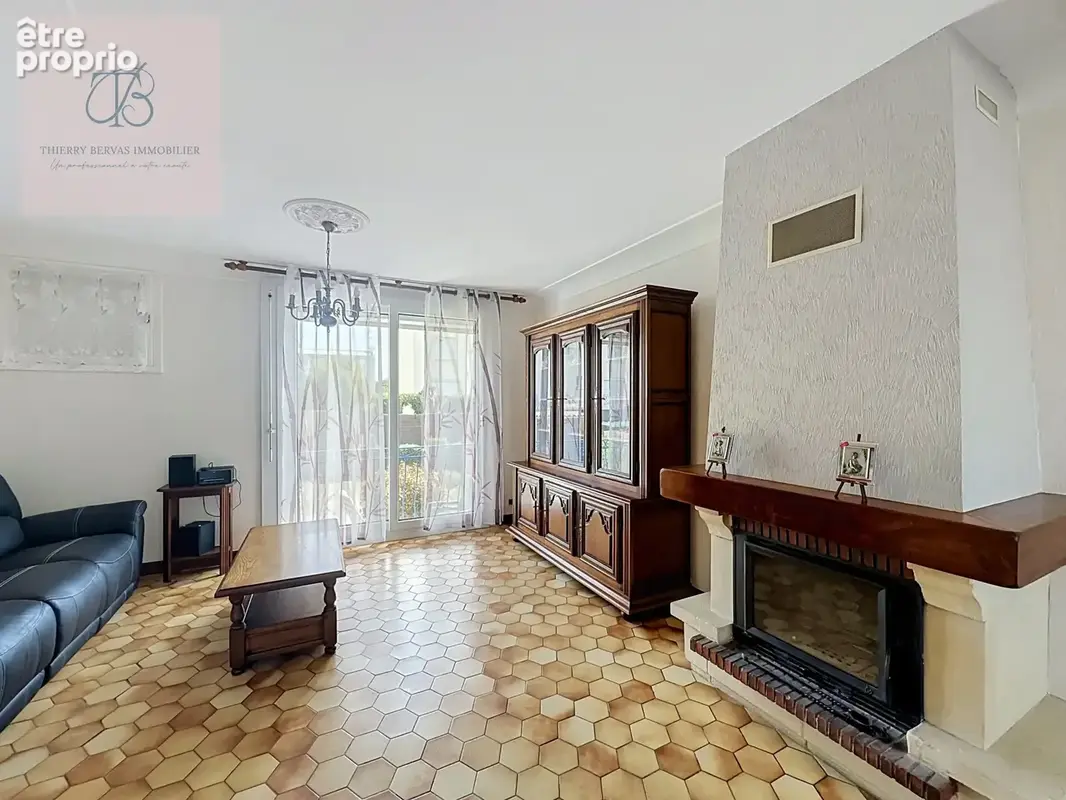 Une maison familiale, 4 chambres, avec jardin et garage - photo 4