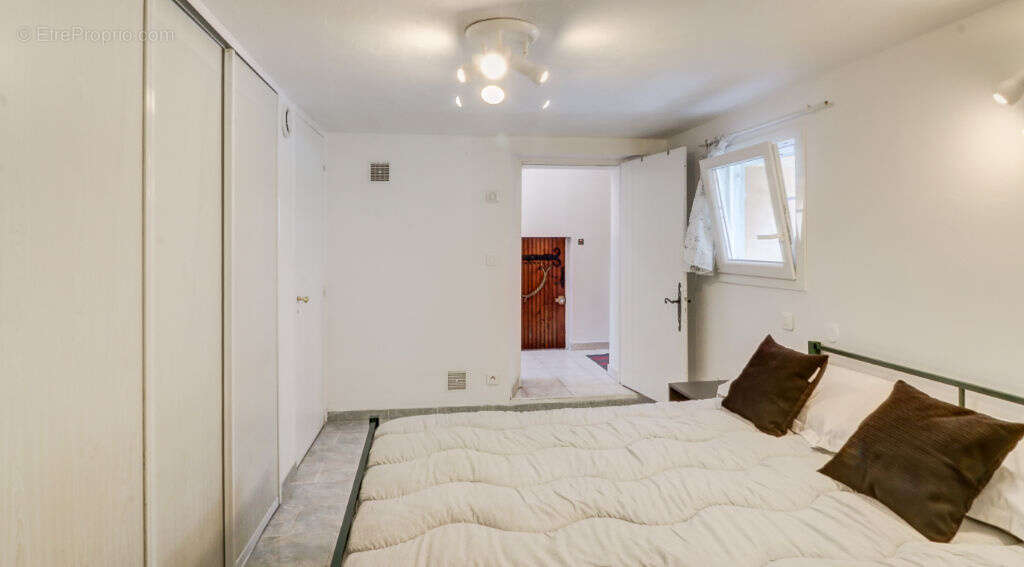 Maison à THEOULE-SUR-MER