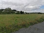 Terrain à BARAQUEVILLE