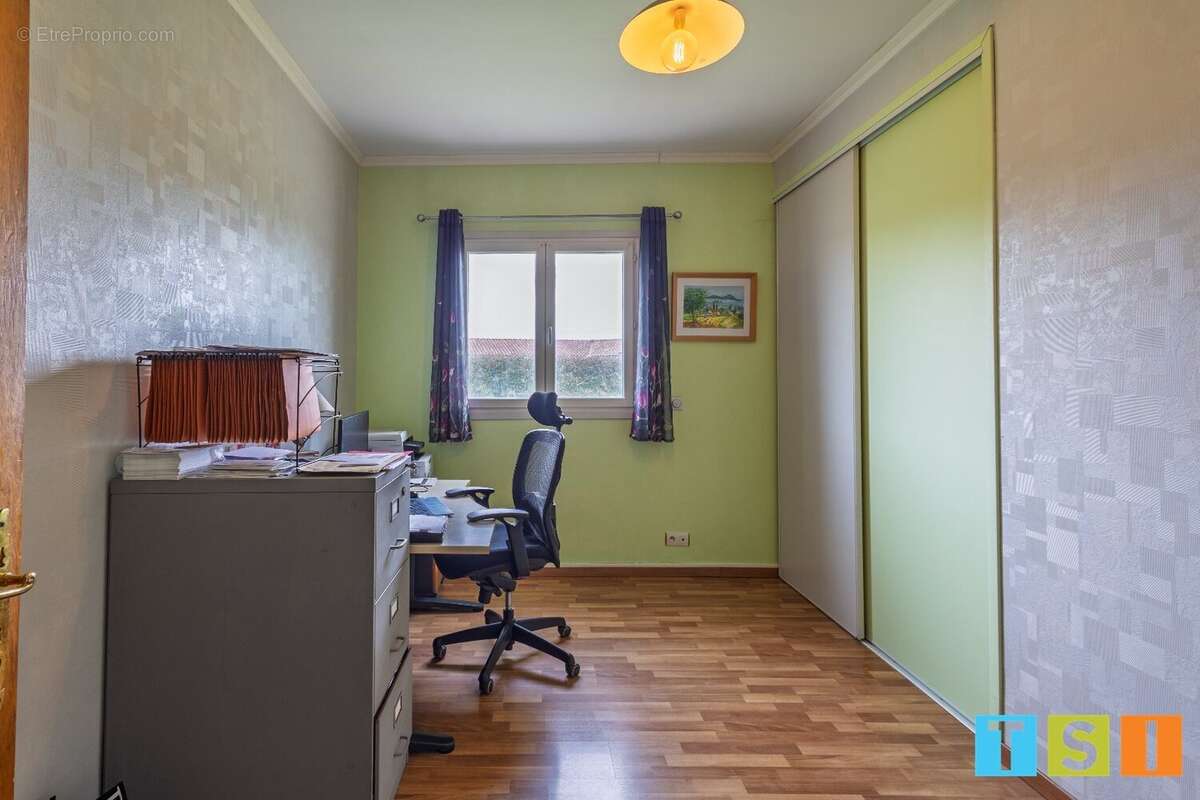 Maison à MONDAVEZAN