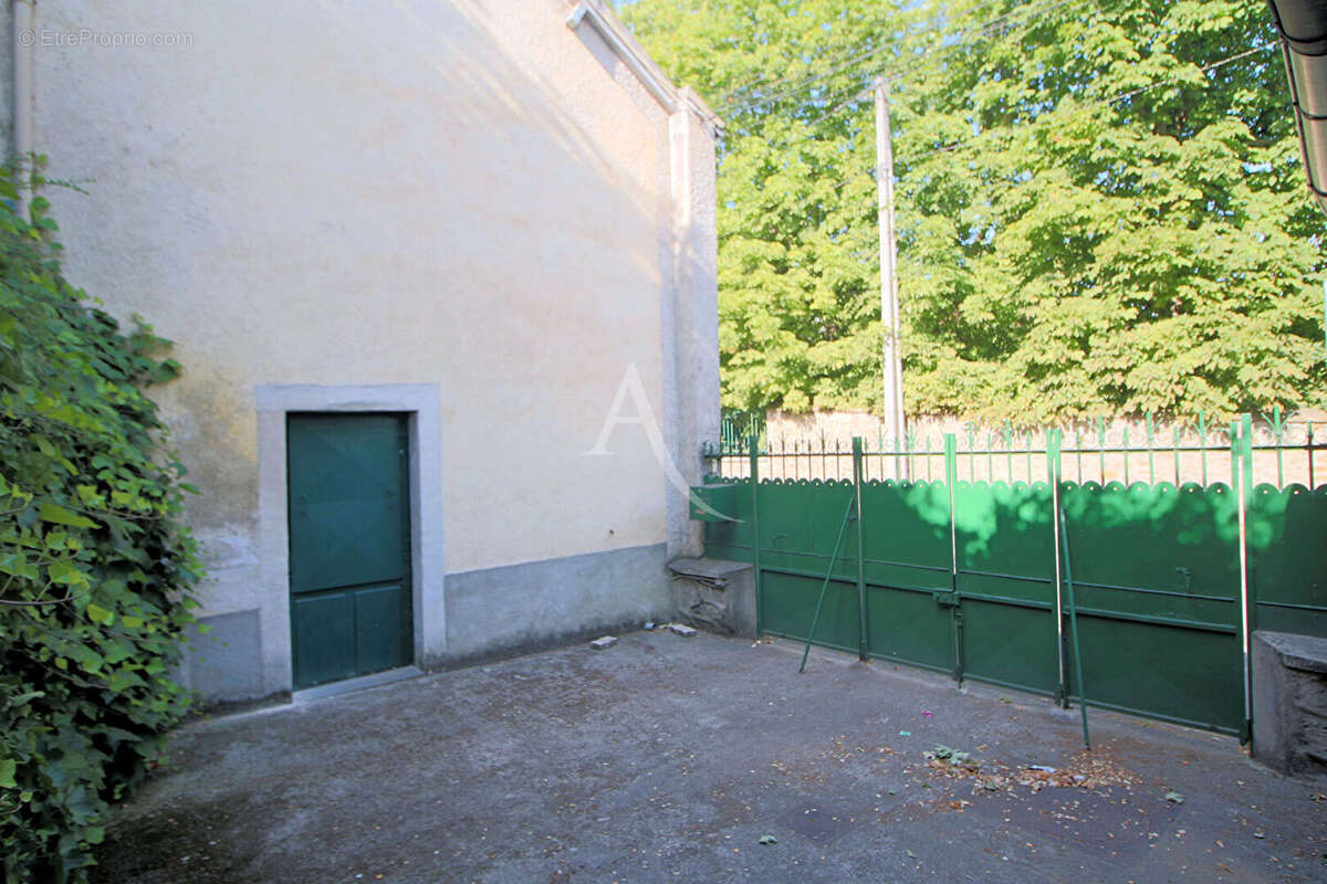 Pour les amoureux des maisons en meulière entièrement individuelles ! - photo 6