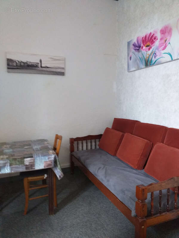 Maison à FONTCOUVERTE