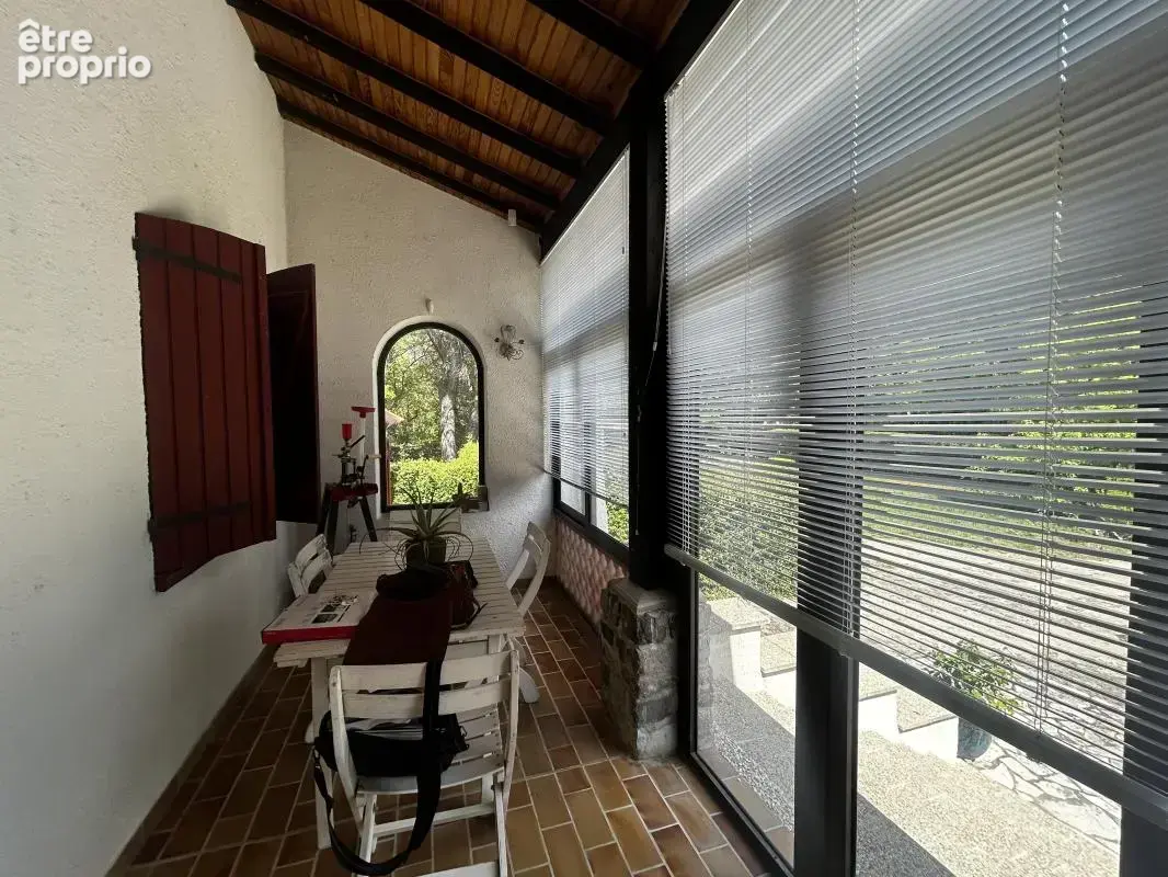 Secteur privilégié, vente villa sur 6123 m² de terrain - photo 10