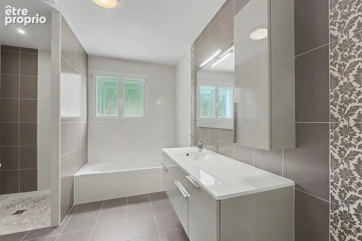Maison 7 pièces 219 m² à vendre à Montauban (82000) - photo 8