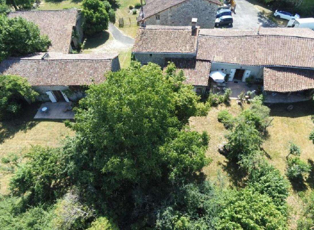 Maison à CHAMPAGNE-MOUTON