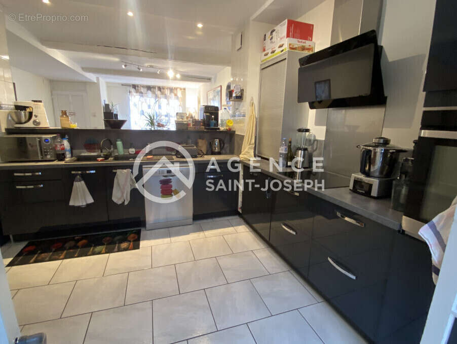 Maison à CANY-BARVILLE