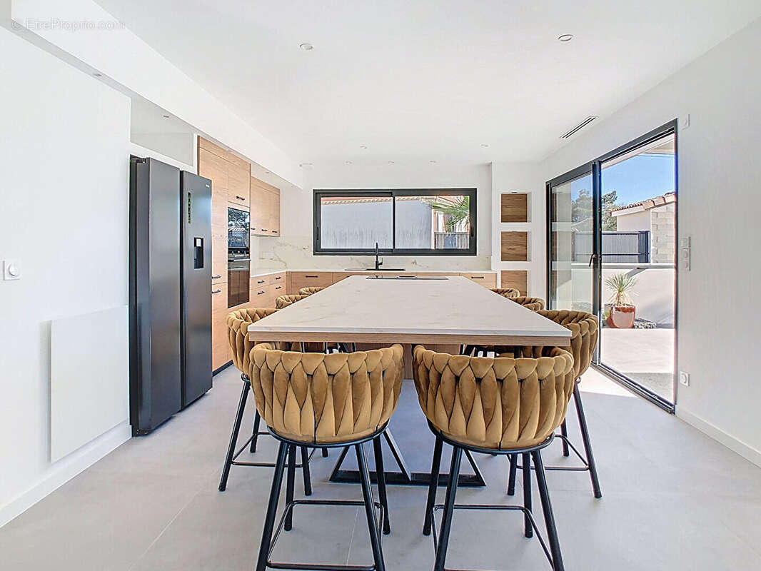 Maison à BUZET-SUR-TARN