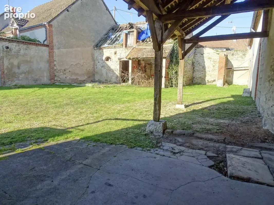 En vente à Châtres-Sur-Cher (41) : maison de caractère 10 pièces à rénover - photo 10