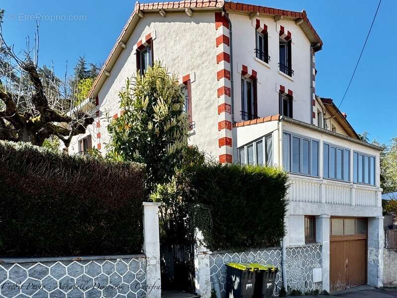 Appartement à CHATELGUYON