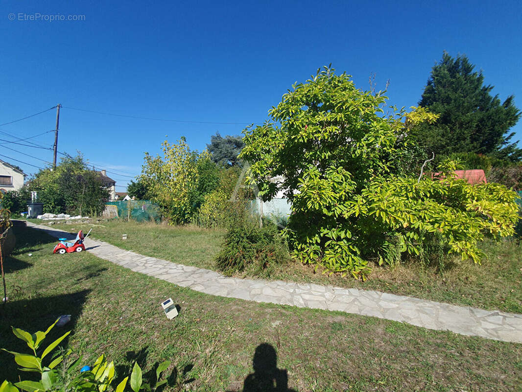 Maison à LES MUREAUX