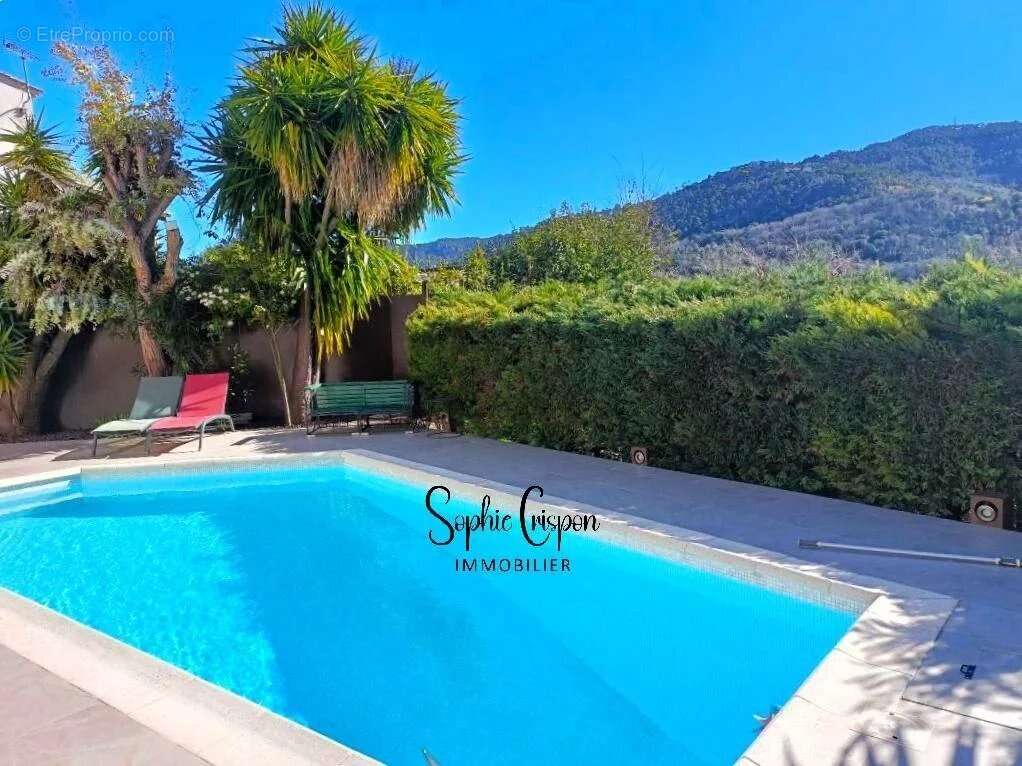 Maison à LES ADRETS-DE-L'ESTEREL