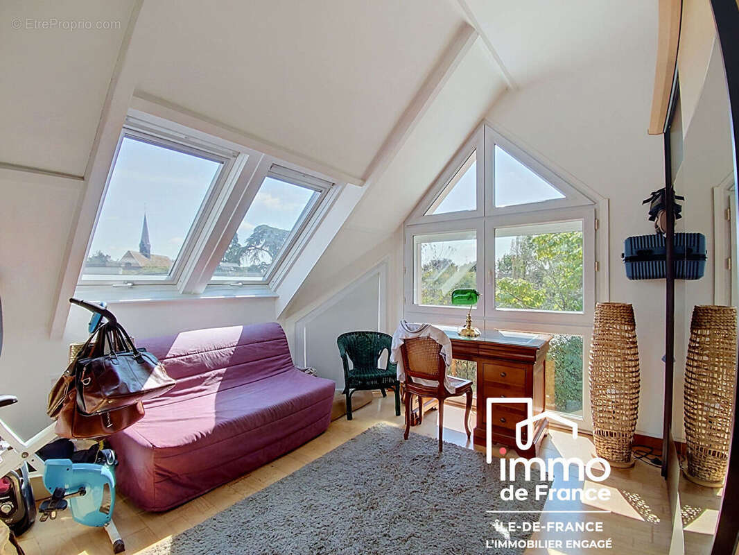 Maison d'architecte  8 pièces 200m² - FONTAINE-LA-GUYON - photo 12