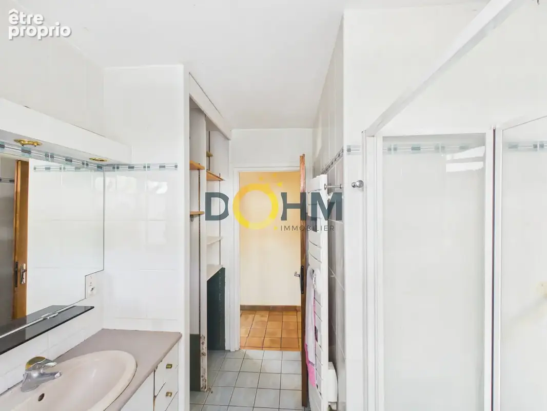 Maison familiale lumineuse de 183 m2  sur terrain de 786 m2 a saint jean d'arvey - photo 11