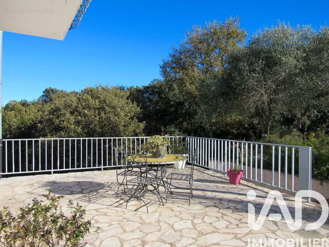 Photo 3 - Maison à LES ADRETS-DE-L'ESTEREL