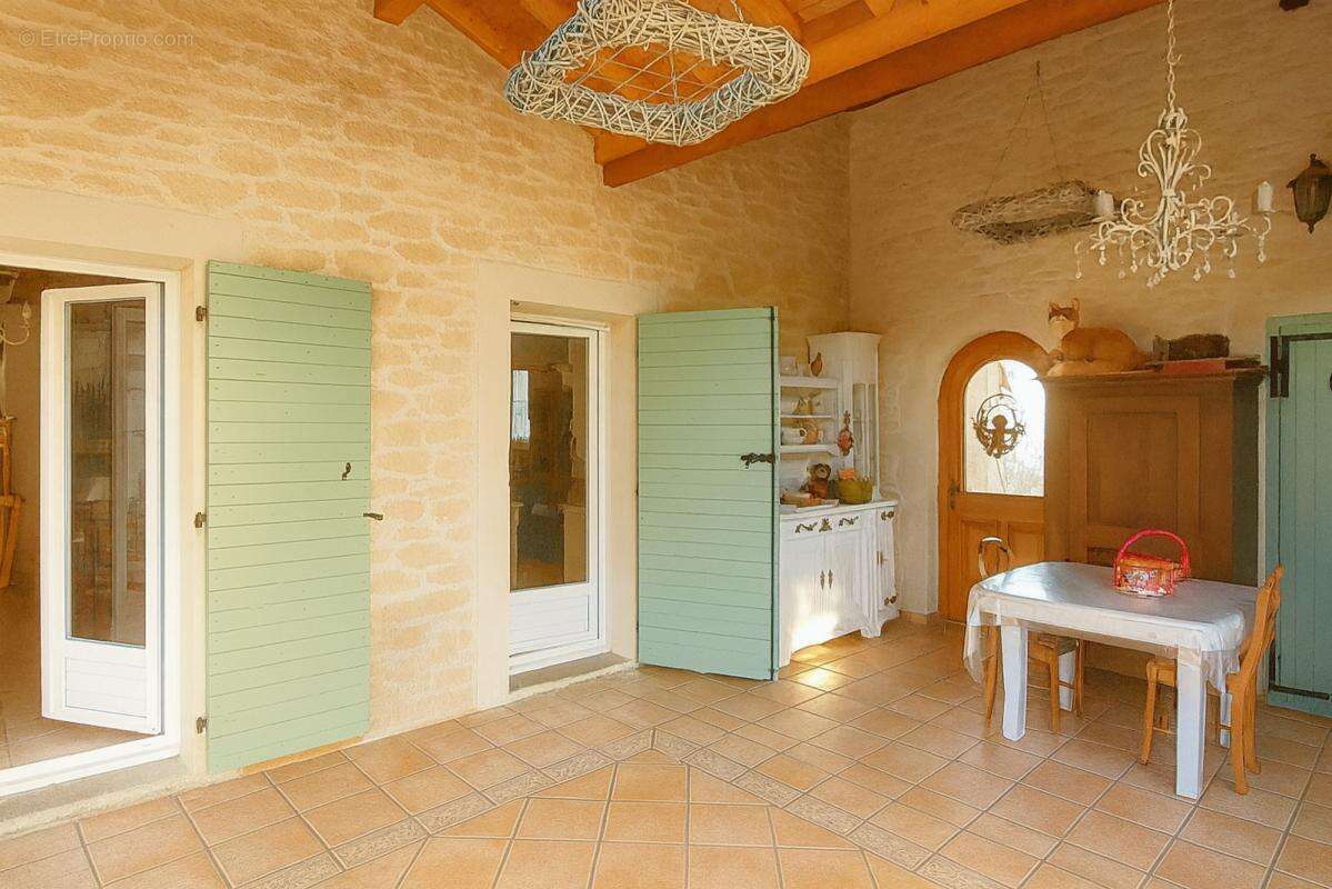 Maison à COUR-ET-BUIS