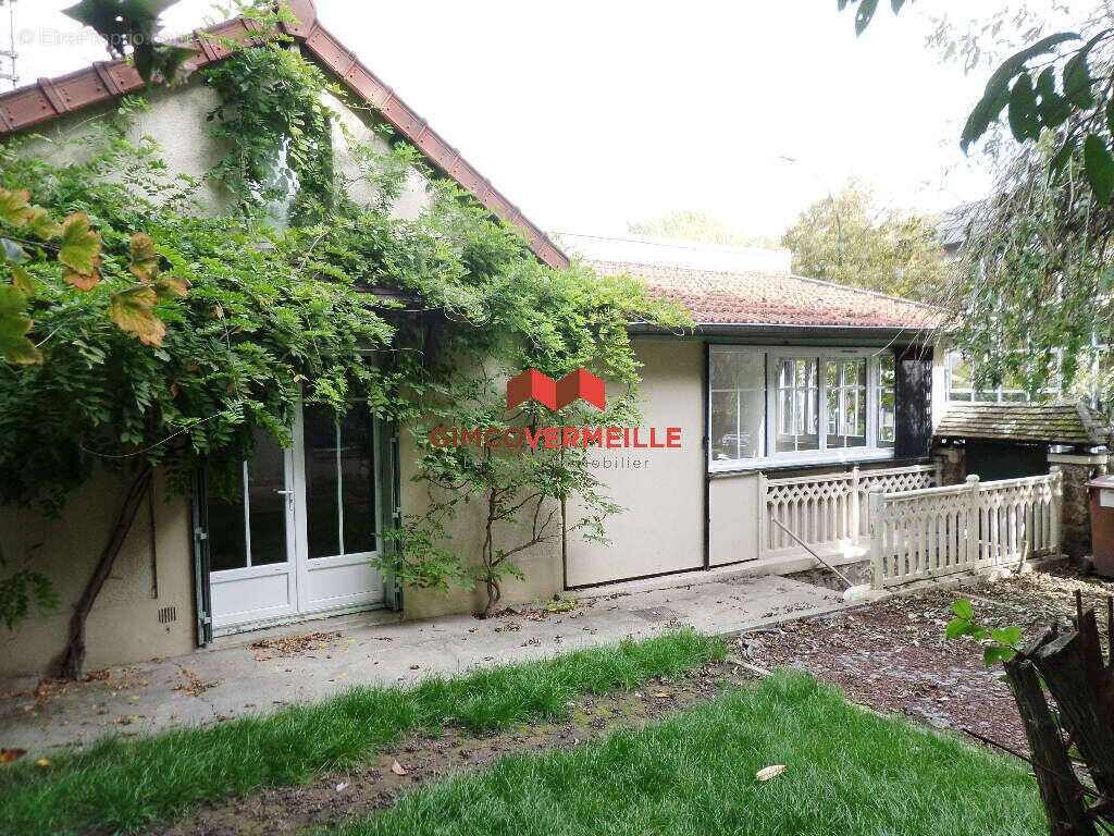 Maison à LA CELLE-SAINT-CLOUD