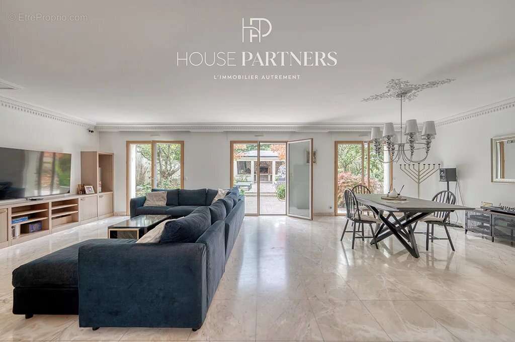 Appartement à RUEIL-MALMAISON