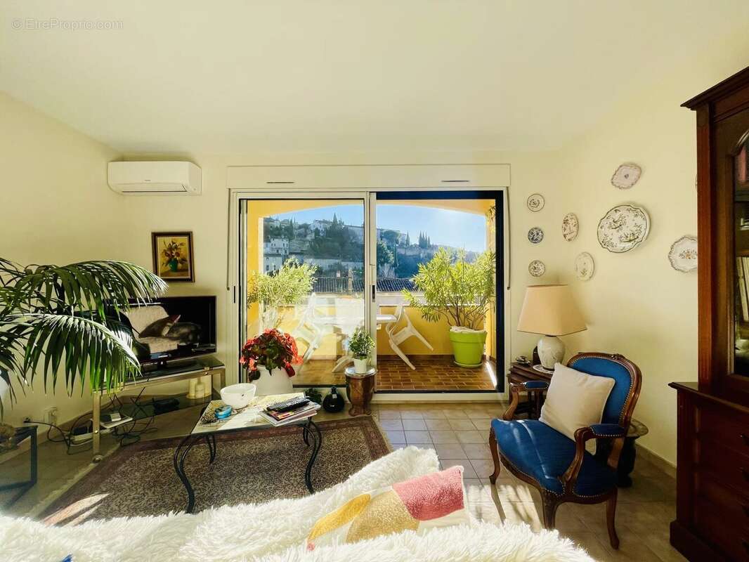 Appartement à VAISON-LA-ROMAINE