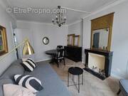 Appartement à PARIS-7E