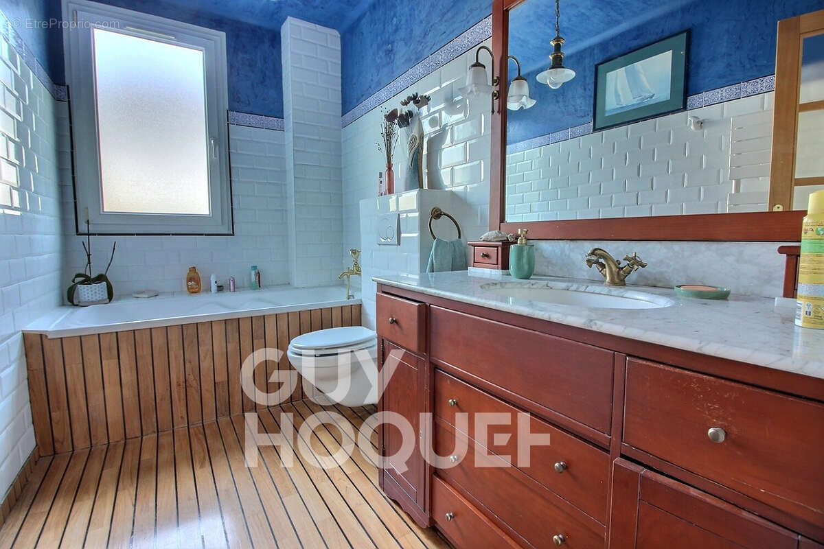 Maison à RUEIL-MALMAISON