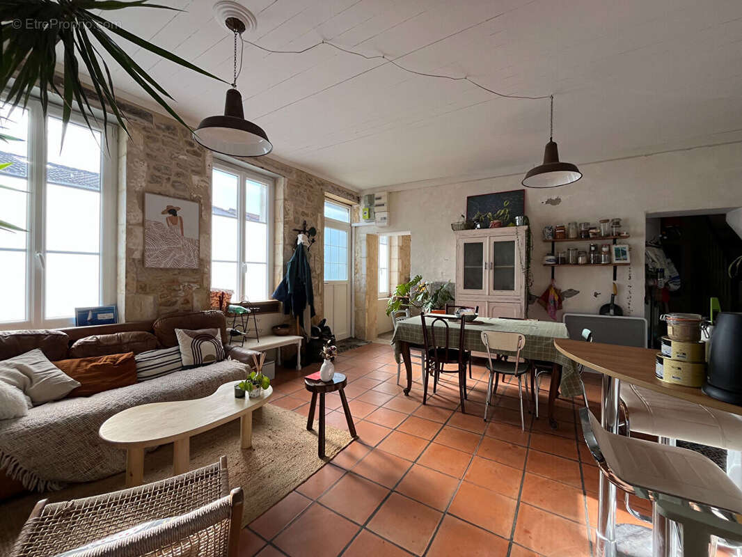 Maison à LE CHATEAU-D'OLERON
