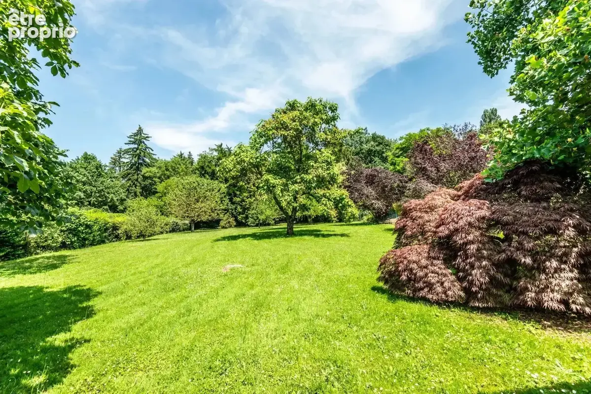 Terrain à FESSY