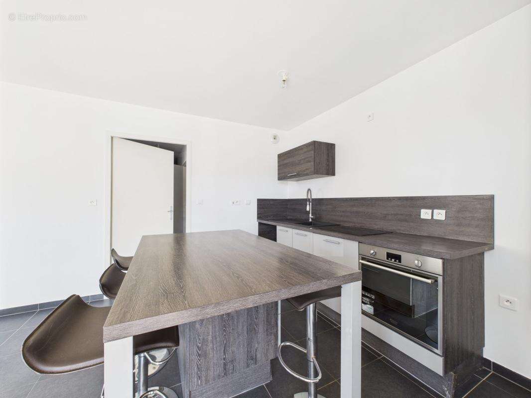 Appartement à SARROLA-CARCOPINO