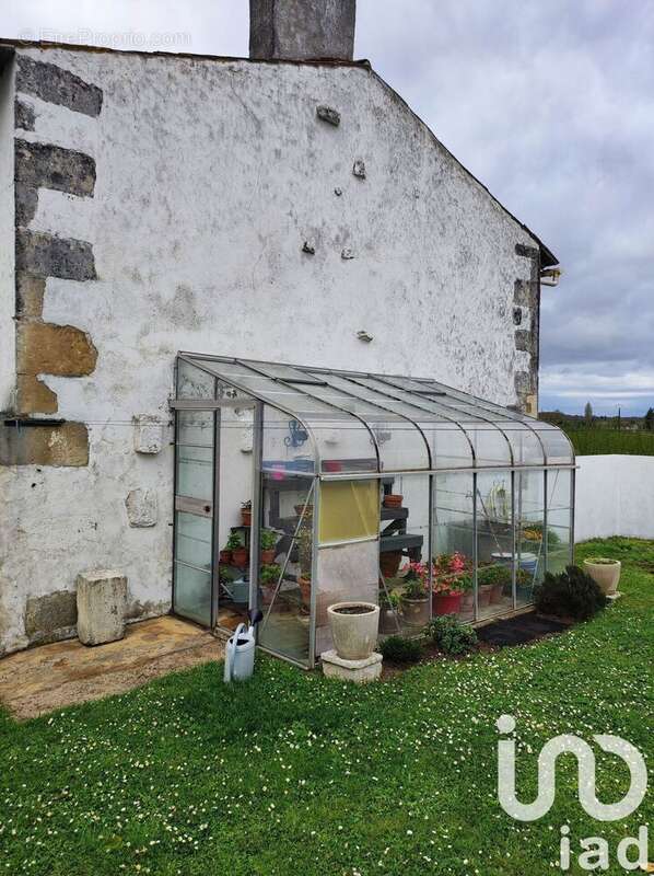 Photo 2 - Maison à ECOYEUX