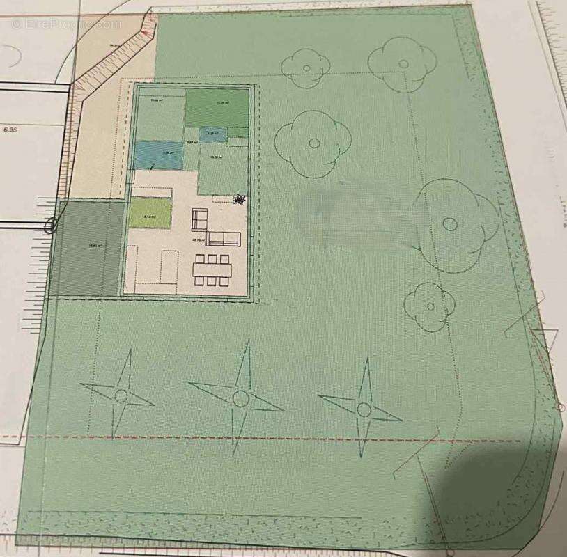 Terrain à SAINT-UZE