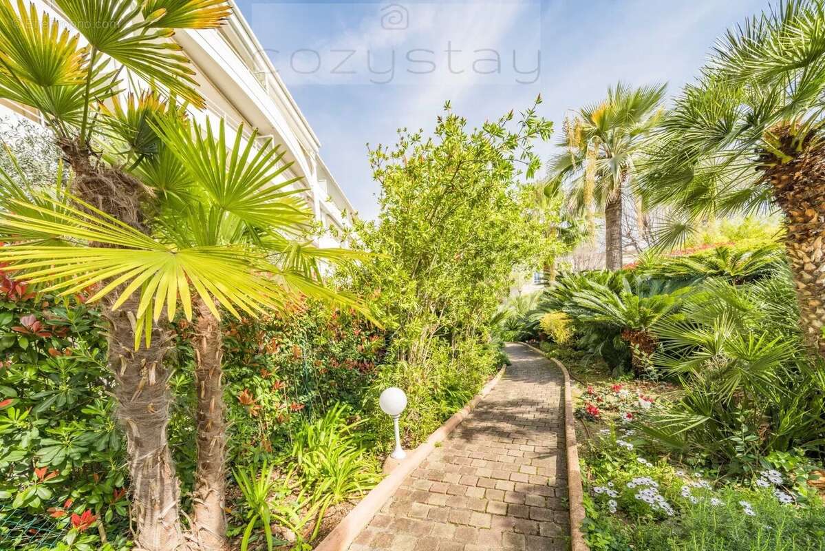 Appartement à CANNES