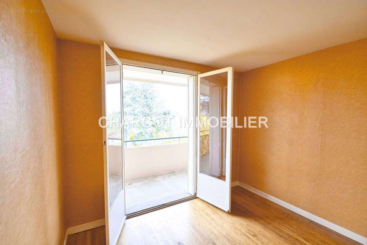 Appartement à LYON-5E