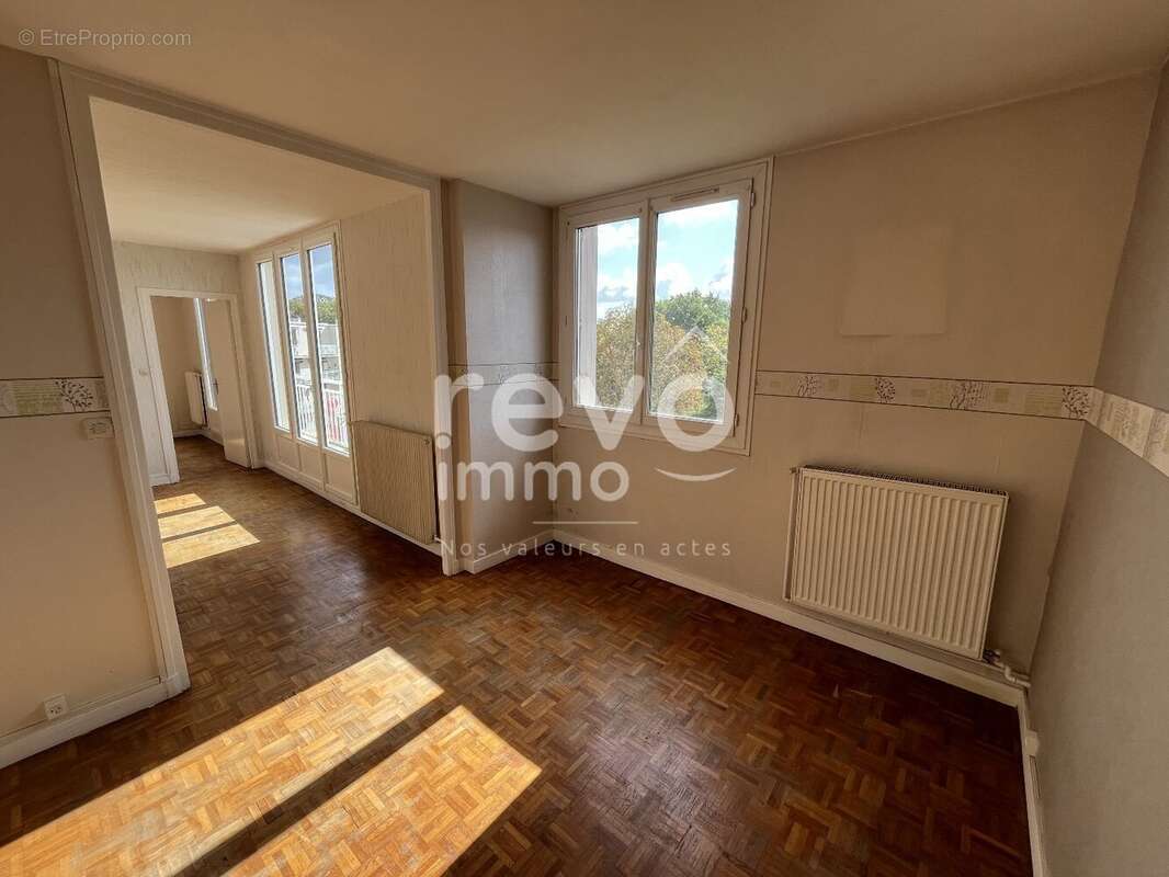 Appartement à VERSAILLES