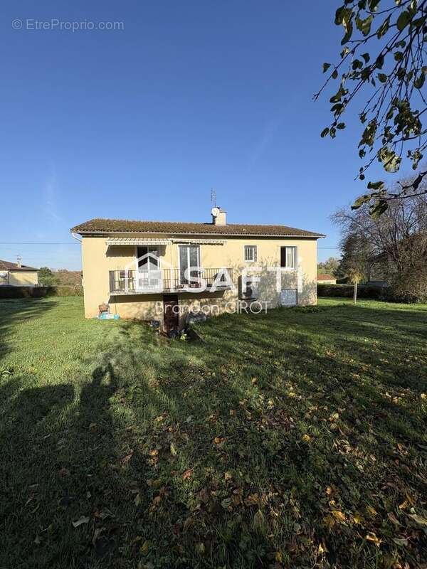 Photo 2 - Maison à PRESSAC