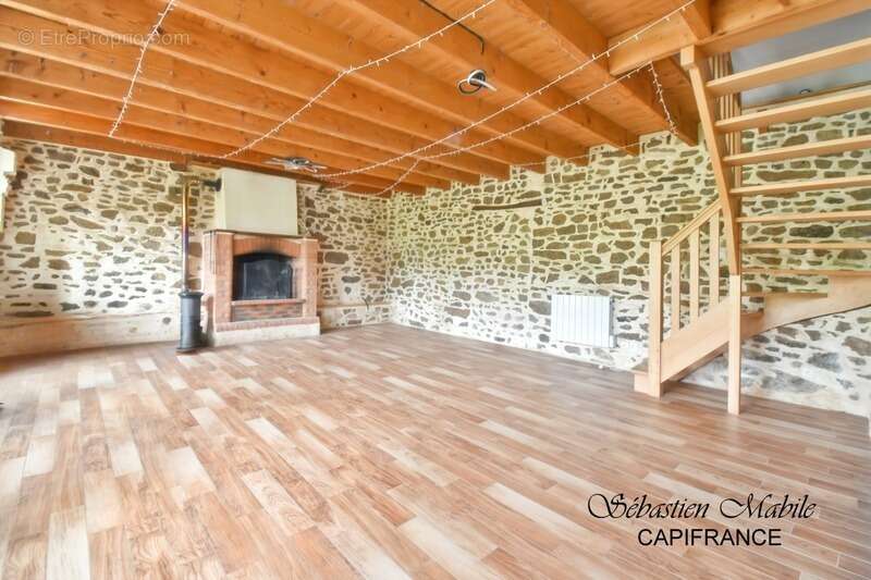 Maison à ROZ-SUR-COUESNON