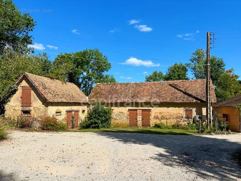 Propriéte à vendre Gite de groupe avec maison d'habitation - photo 9
