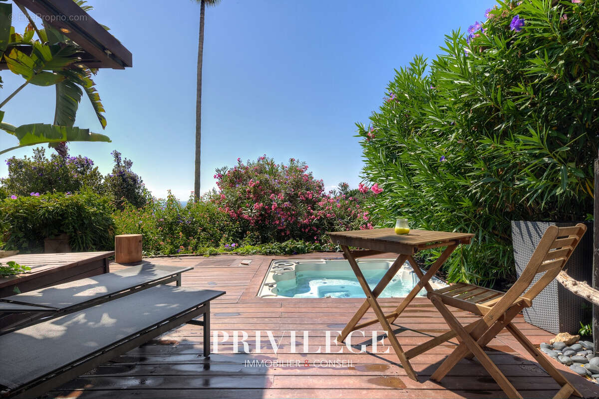 Golfe-Juan — Appartement de 120 m2 avec terrasse plein sud de 65 m2 - photo 20
