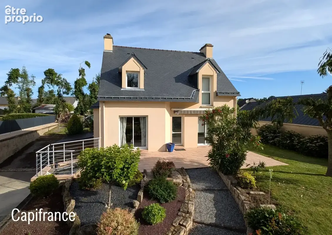 Maison à CARENTOIR