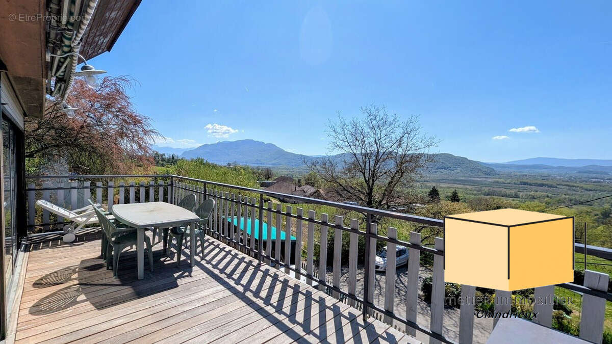 Maison à CHINDRIEUX