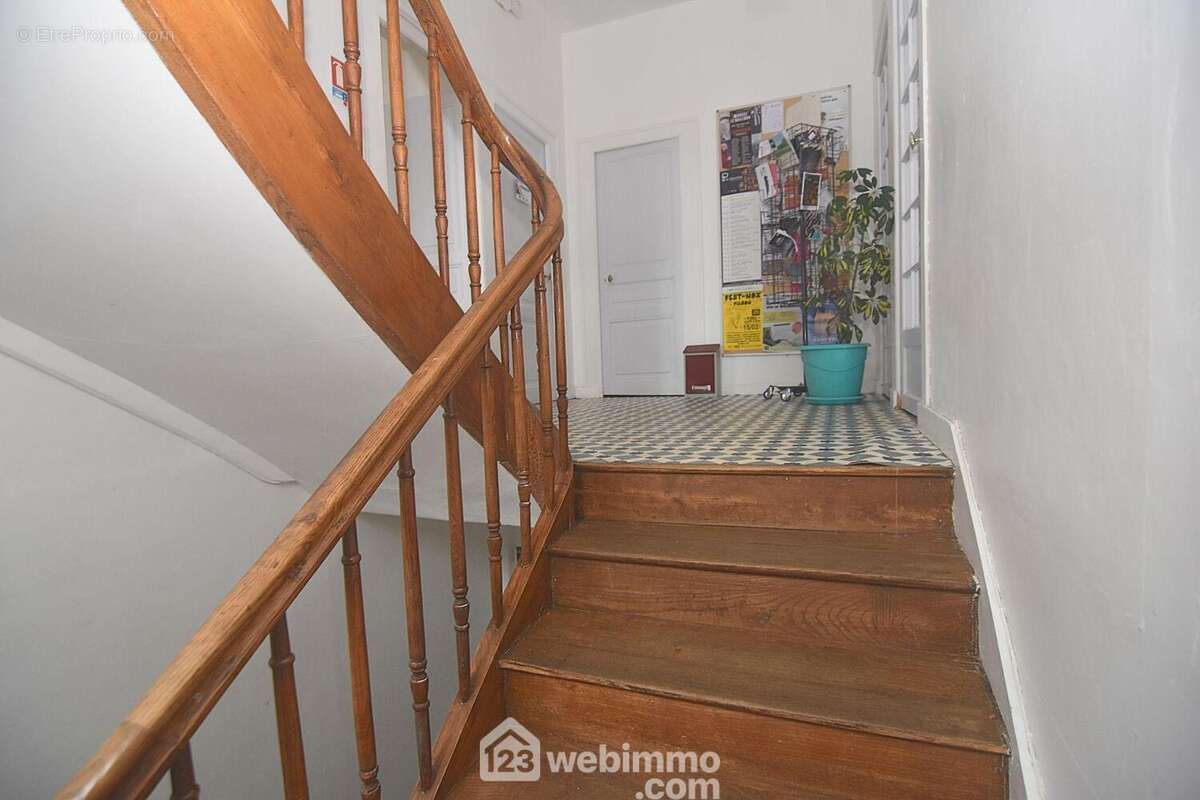 Appartement 285 m² à Rostrenen  - photo 53