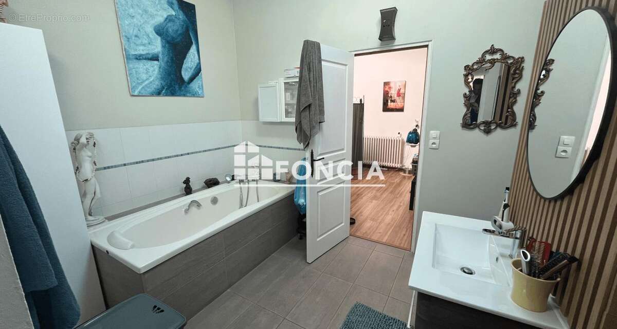 Maison à SAINT-VINCENT-DE-PERTIGNAS