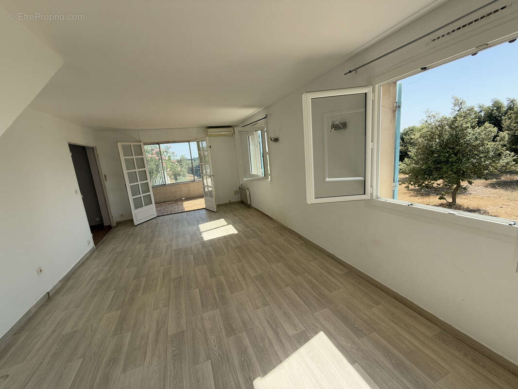 Maison à TULETTE