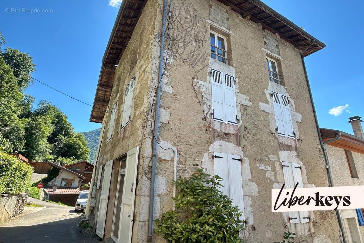 Maison à SAINT-GERVAIS