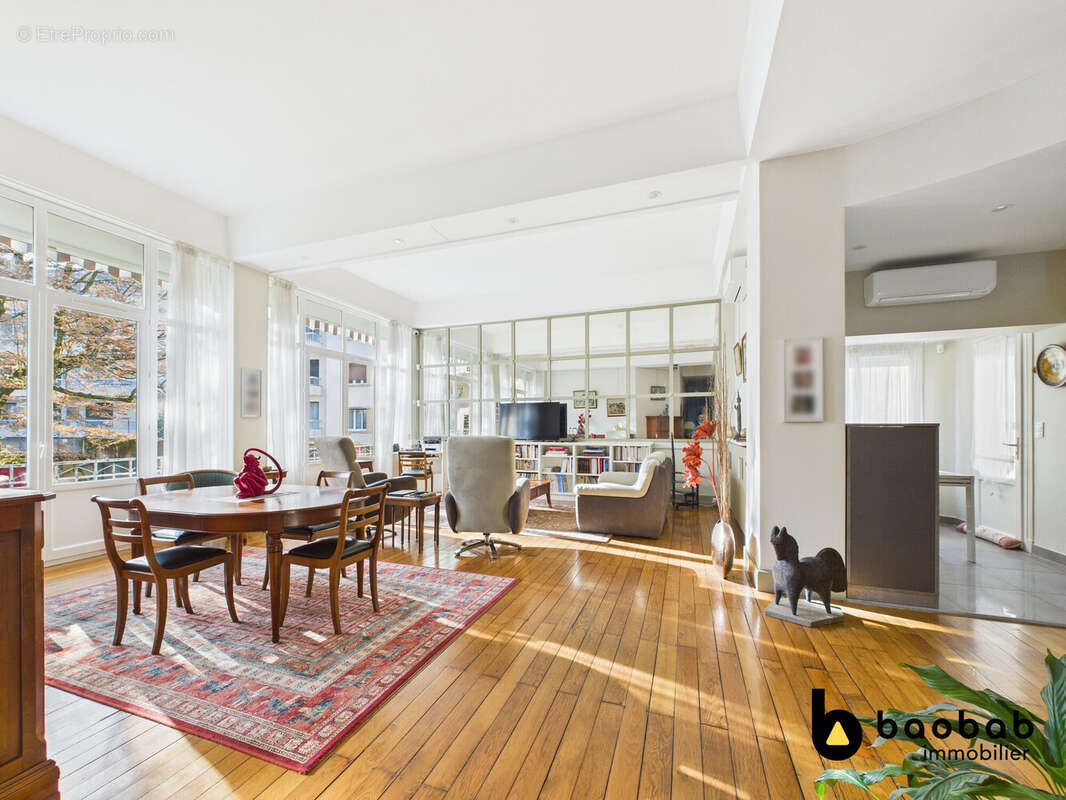 Appartement à AIX-LES-BAINS