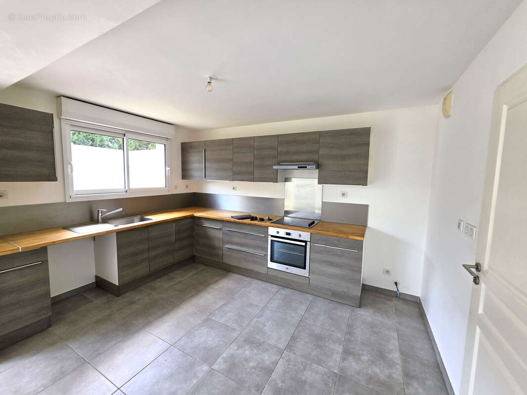 Maison à vendre pour famille avec 2 enfants à Narbonne (11) - photo 8