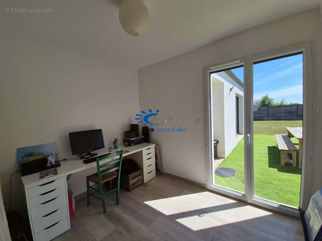 Maison plain-pied 94 m² 3 chambres garage jardin parking - photo 11
