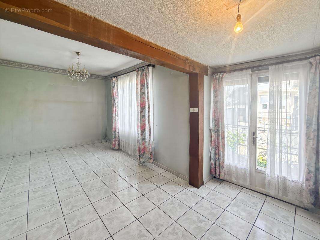 Maison à ORGERES-EN-BEAUCE